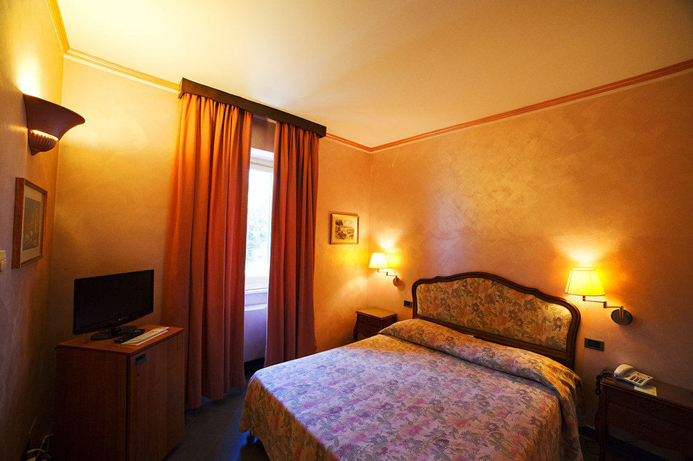 Grande Albergo Miramare Formia Zewnętrze zdjęcie