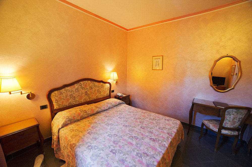 Grande Albergo Miramare Formia Zewnętrze zdjęcie