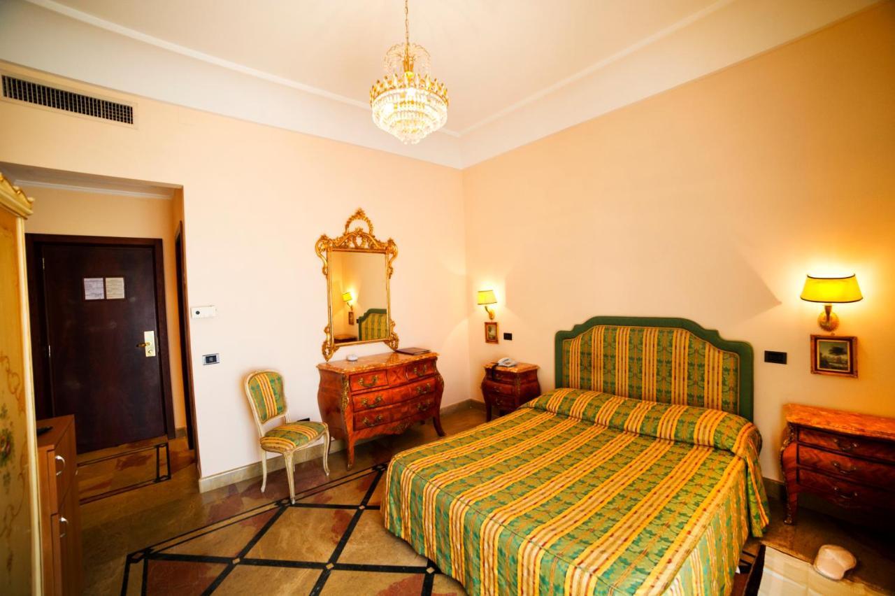 Grande Albergo Miramare Formia Zewnętrze zdjęcie