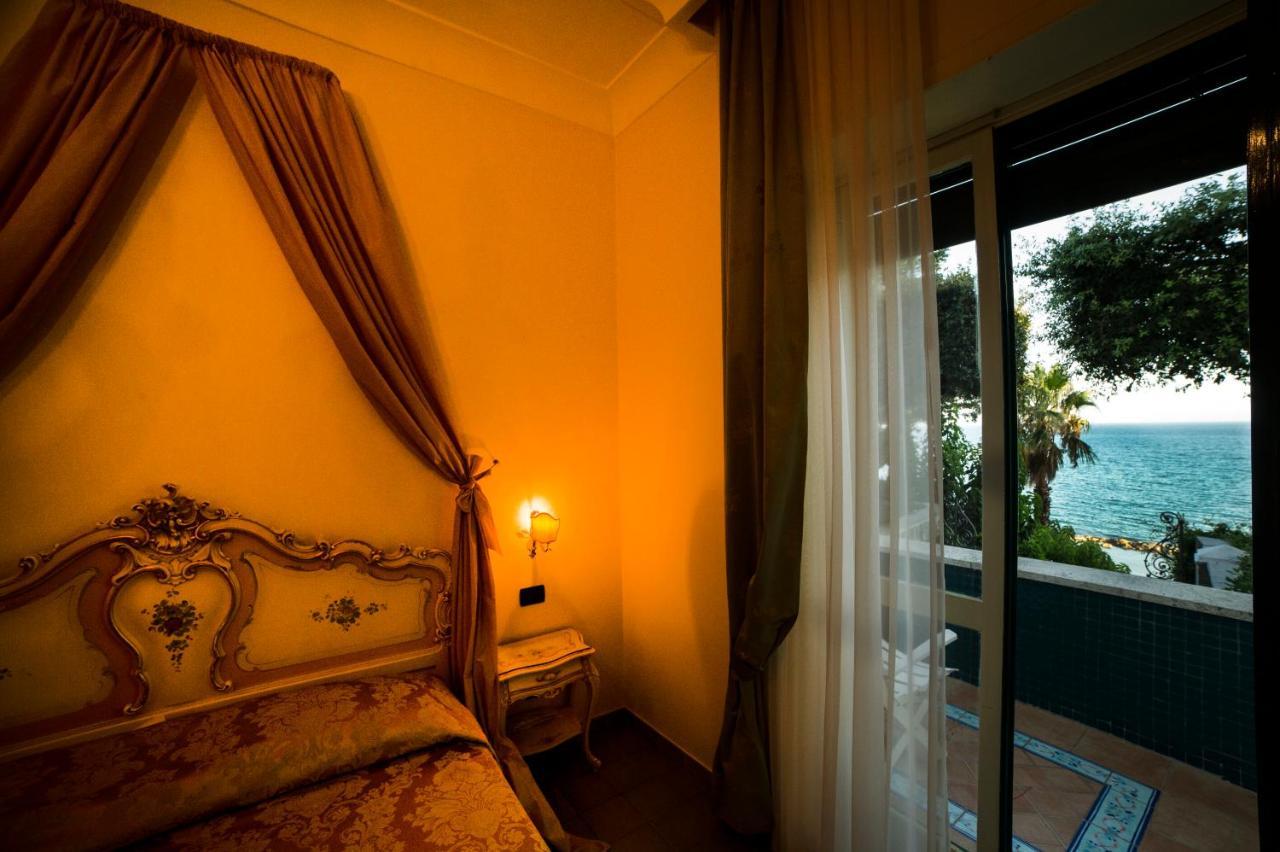 Grande Albergo Miramare Formia Zewnętrze zdjęcie